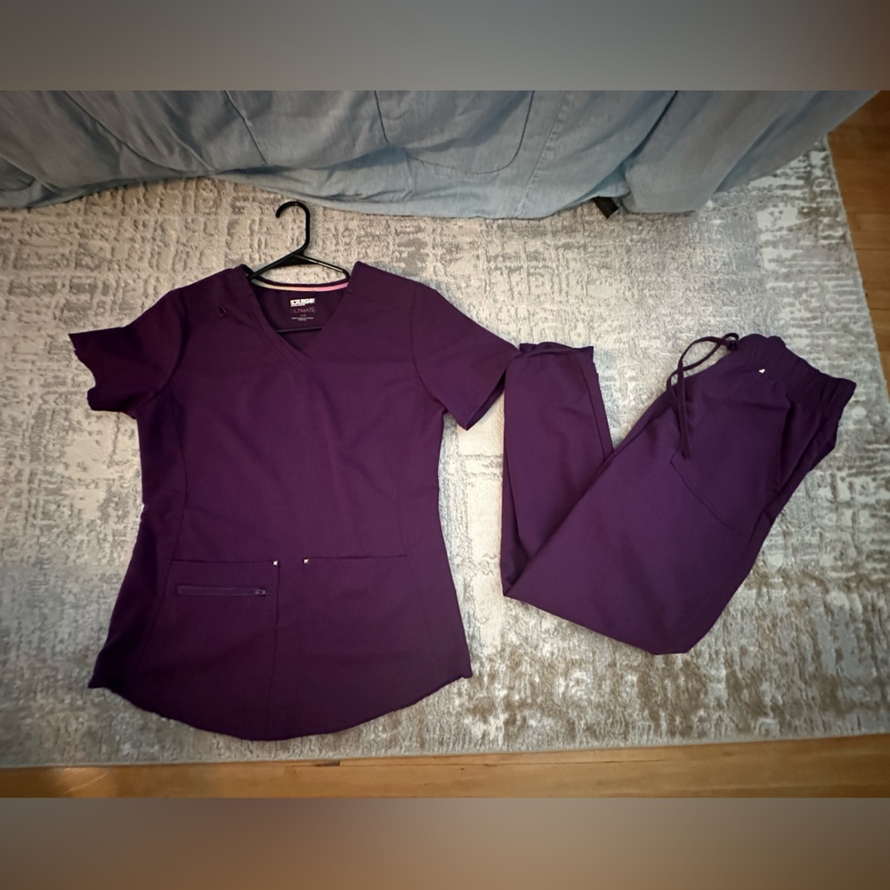 Scrub Set